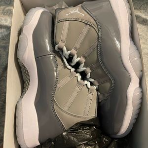 Jordan 11 Cool Grey Wmns 7.5